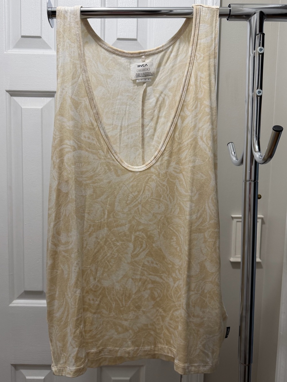 RVCA Women's Cream Beige Floral Tank Top